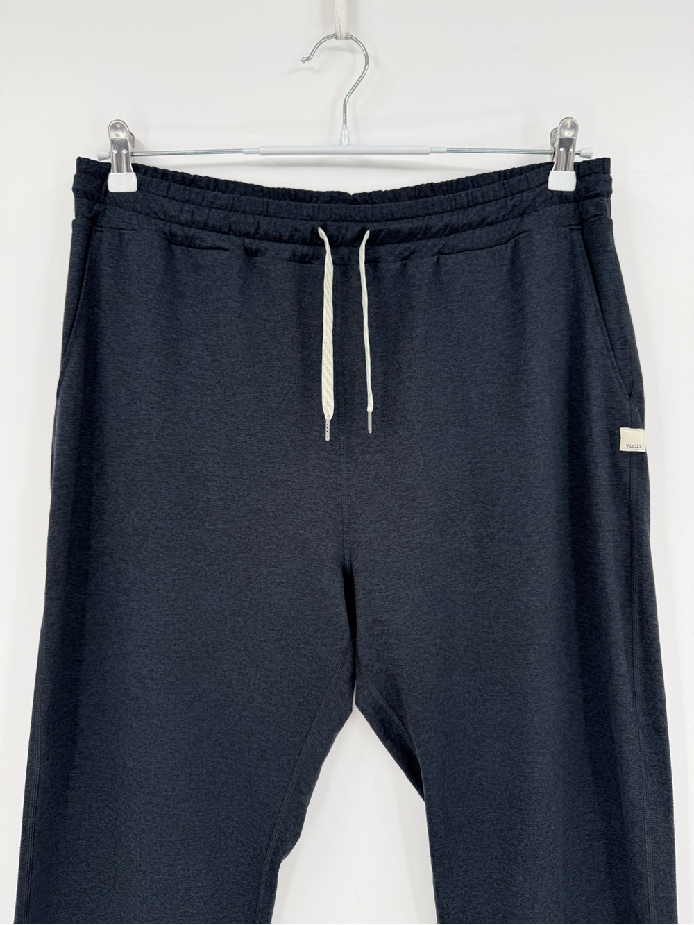 Vuori Performance Jogger in Charcoal Heather Size XL Long - Picture 2 of 9